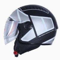 KASK ÇENESİZ 230 ECE BELGELİ- SİYAH BEYAZ GRAFİK